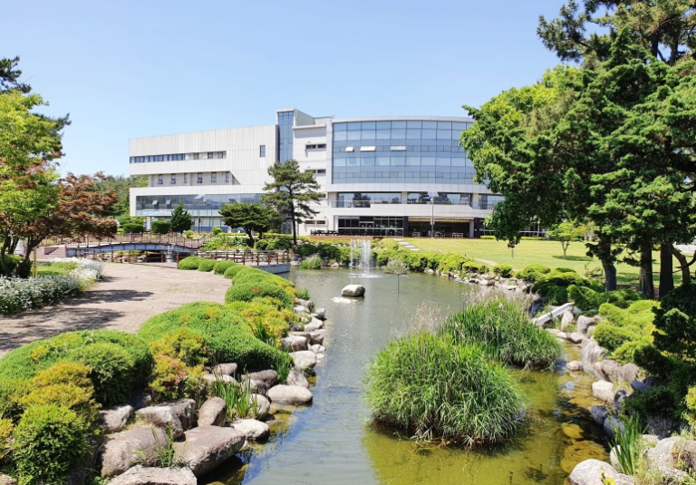 Trường Đại học Quốc gia Kunsan – 군산대학교